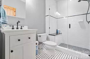 9116 Thackery Ln, Sherrills Ford, NC 28673 - Photo 34