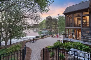 9116 Thackery Ln, Sherrills Ford, NC 28673 - Photo 2