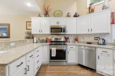 14614 Waterside Drive, Charlotte, NC 28278 - Photo 12
