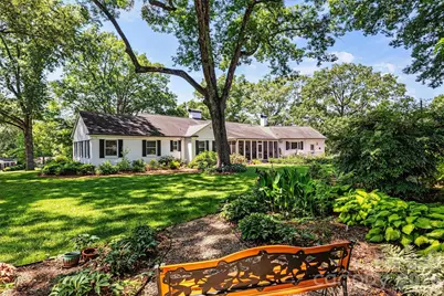 842 North Center Street, Hickory, NC 28601 - Photo 4