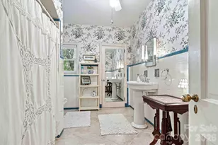 842 N Center St, Hickory, NC 28601 - Photo 30