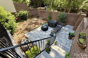 8964 Challis Hill Ln, Charlotte, NC 28226 - Photo 40