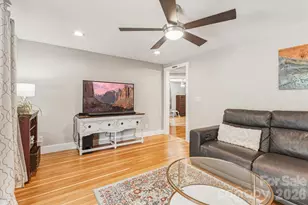 31 Huffman Rd, Asheville, NC 28806 - Photo 4
