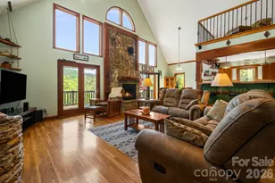 144 Hilltop Rd, Black Mountain, NC 28711 - Photo 6