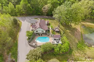 25 View Ridge Pkwy, Leicester, NC 28748 - Photo 34