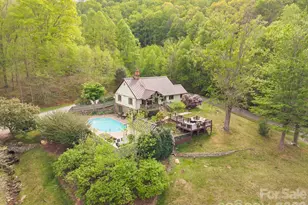 25 View Ridge Pkwy, Leicester, NC 28748 - Photo 2