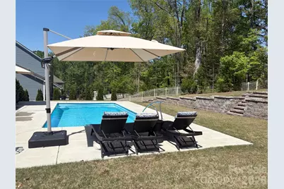 2701 Sugaree Court, Waxhaw, NC 28173 - Photo 4