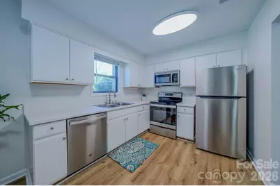 901 Abbey Circle, Asheville, NC 28805 - Photo 8