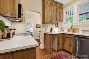 204 S Laurel Ave, Charlotte, NC 28207 - Photo 16