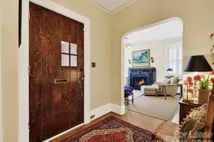 204 S Laurel Ave, Charlotte, NC 28207 - Photo 4