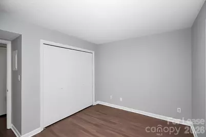 5823 Green Forest Drive, Charlotte, NC 28212 - Photo 18