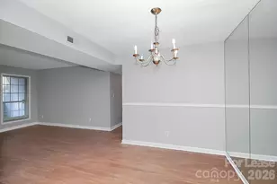 5823 Green Forest Dr, Charlotte, NC 28212 - Photo 10