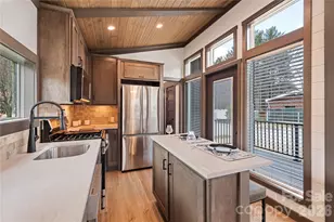 25 Getaway Ln, Maggie Valley, NC 28751 - Photo 10