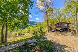 572 Pleasant Valley Rd, Burnsville, NC 28714 - Photo 38
