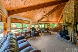 572 Pleasant Valley Rd, Burnsville, NC 28714 - Photo 20