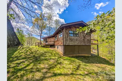 572 Pleasant Valley Road, Burnsville, NC 28714 - Photo 34