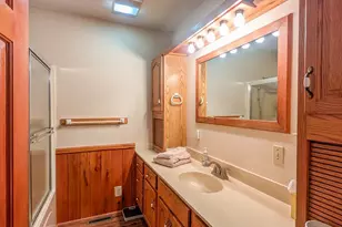 572 Pleasant Valley Rd, Burnsville, NC 28714 - Photo 26