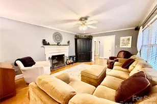 407 Pine St, Fort Mill, SC 29715 - Photo 6