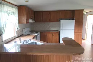 2400 Skyview Ln, Lincolnton, NC 28092 - Photo 4