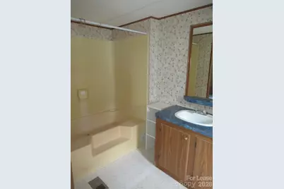 2400 Skyview Lane, Lincolnton, NC 28092 - Photo 8