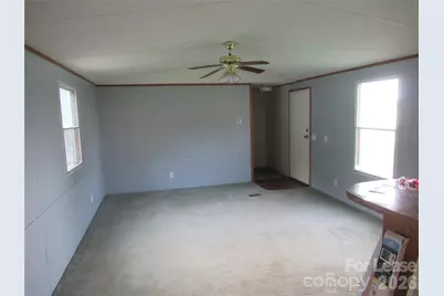 2400 Skyview Lane, Lincolnton, NC 28092 - Photo 2