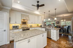 508 Cobblestone Ln N, Flat Rock, NC 28731 - Photo 14