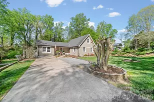 421 Tywood St NE, Lenoir, NC 28645 - Photo 4