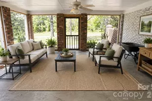 2705 N Center St, Hickory, NC 28601 - Photo 22