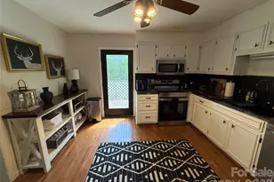 2922 Lovie Ln, Hudson, NC 28638 - Photo 8