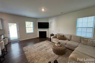 1924 Vanderlyn St, Monroe, NC 28112 - Photo 2