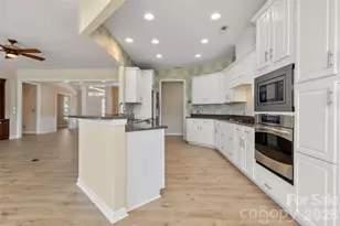 5096 Grandview Dr, Fort Mill, SC 29707 - Photo 14
