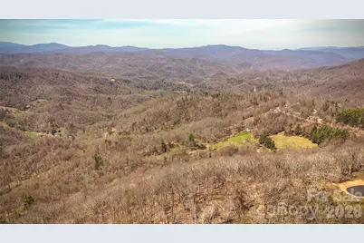 7277 Beech Mountain Road, Beech Mountain, NC 28622 - Photo 8