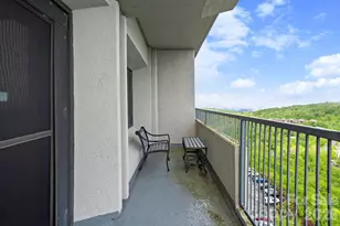 303 Sugar Top Dr, Sugar Mountain, NC 28604 - Photo 18