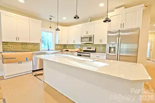 156 Oakdale Dr, Morganton, NC 28655 - Photo 8