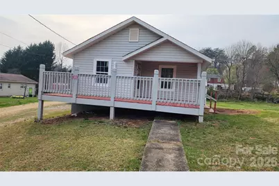 431 Ashworth Circle, Marion, NC 28752 - Photo 2