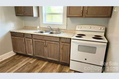 431 Ashworth Circle, Marion, NC 28752 - Photo 8