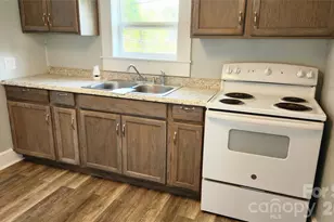 431 Ashworth Cir, Marion, NC 28752 - Photo 8