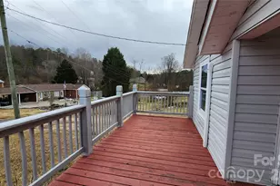 431 Ashworth Cir, Marion, NC 28752 - Photo 22