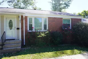 41 Trowbridge Ln, Brevard, NC 28712 - Photo 2