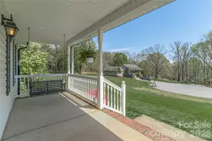 127 Millbranch Ln, Statesville, NC 28625 - Photo 6