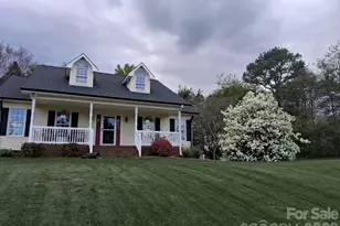 127 Millbranch Ln, Statesville, NC 28625 - Photo 2