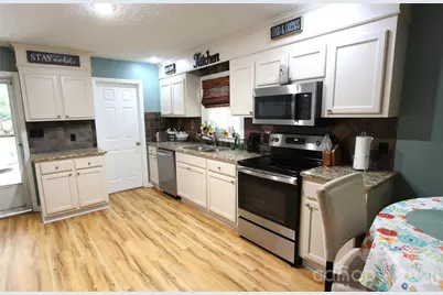 2600 Lakewood Drive, Gastonia, NC 28052 - Photo 16