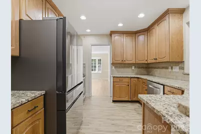 9437 Fairmead Drive, Charlotte, NC 28269 - Photo 10