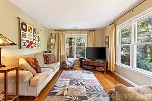715 Laurel Ave, Black Mountain, NC 28711 - Photo 18
