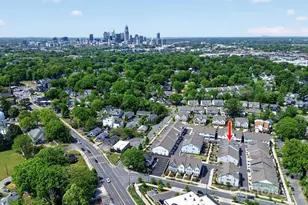 3121 Ada Ml Aly, Charlotte, NC 28205 - Photo 2