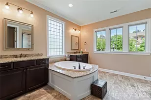 16402 Doves Canyon Ln, Charlotte, NC 28278 - Photo 24