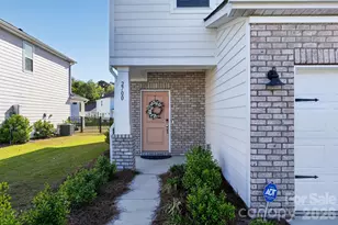 2700 Grand Mdw Dr, Longs, SC 29568 - Photo 4
