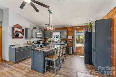 187 Cedarwood Drive, Waynesville, NC 28785 - Photo 2