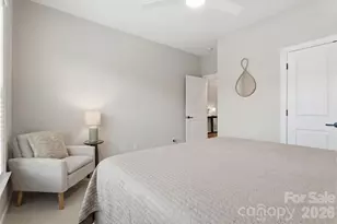 8105 Rolling Wheels Rd, Charlotte, NC 28215 - Photo 16