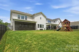 8105 Rolling Wheels Rd, Charlotte, NC 28215 - Photo 34